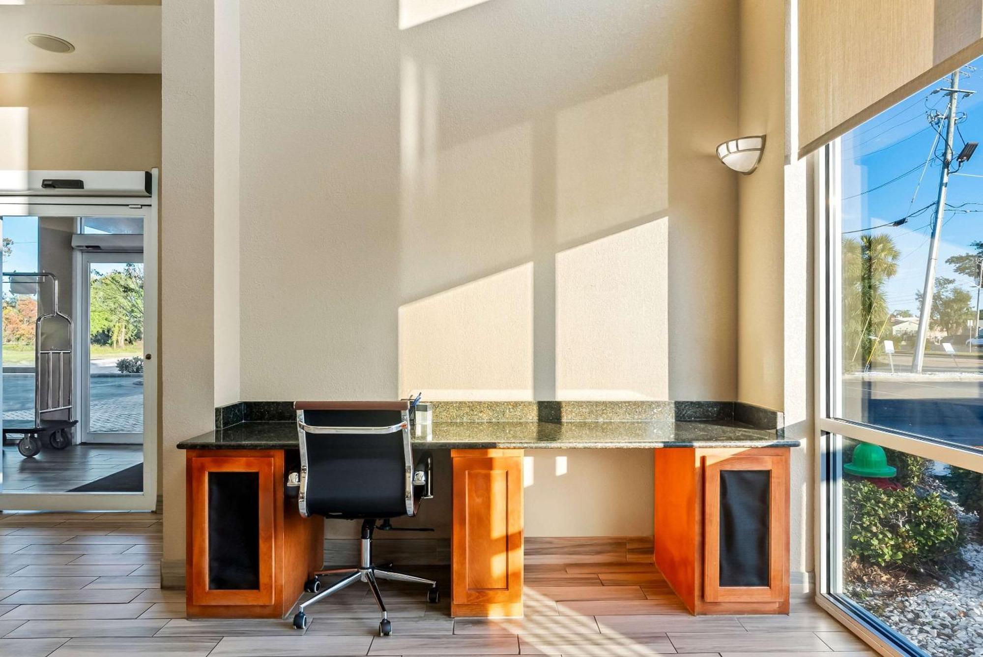 Comfort Inn & Suites Panama City - St Andrew Buitenkant foto